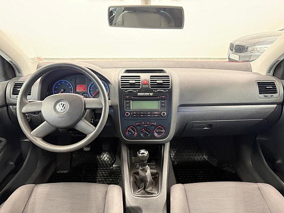 Volkswagen Golf V 8 of 14