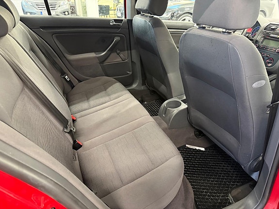 Volkswagen Golf V 13 of 14
