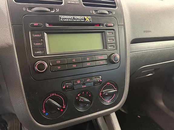 Volkswagen Golf V 11 of 14