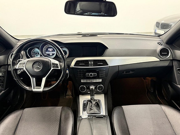 Mercedes-Benz C220 8 of 24