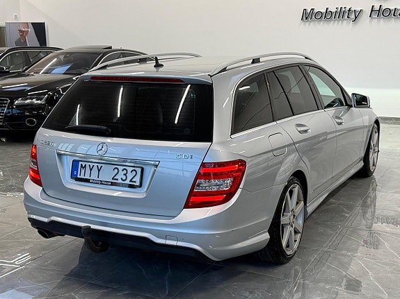 Mercedes-Benz C220 5 of 24