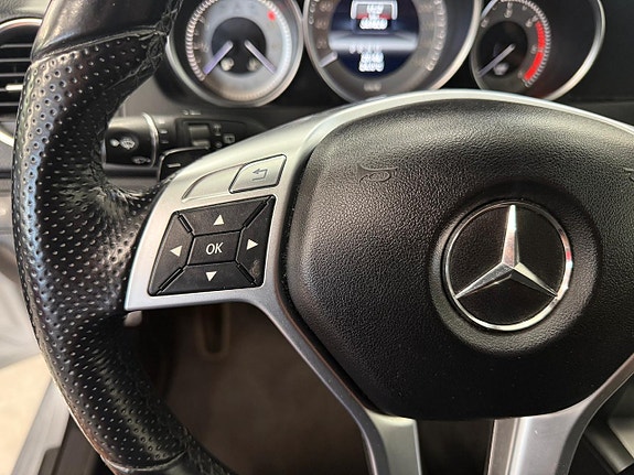 Mercedes-Benz C220 11 of 24