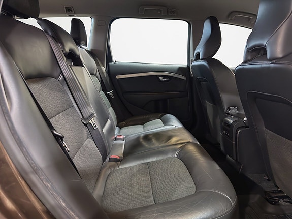 Volvo V70 20 of 30
