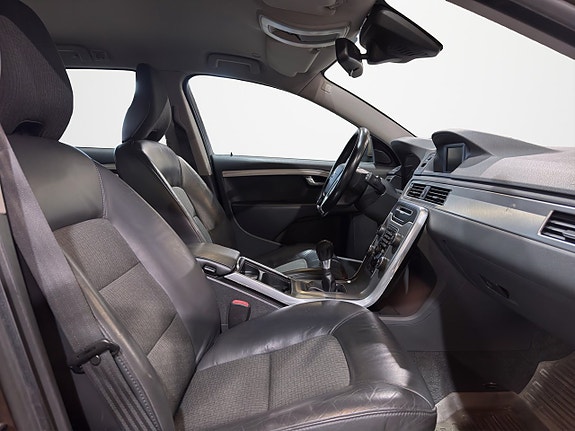 Volvo V70 27 of 30