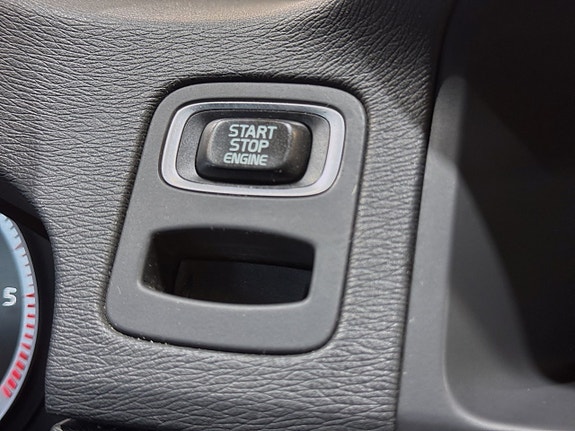Volvo V70 21 of 30