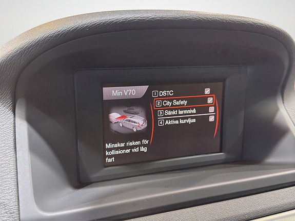 Volvo V70 26 of 30