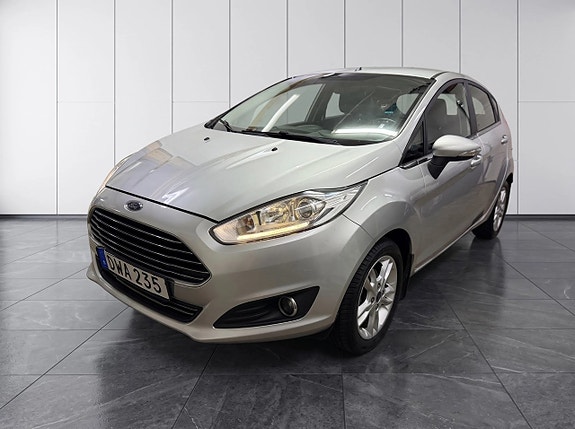 Ford Fiesta 5 of 12