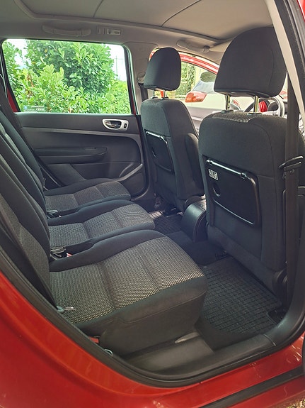 Peugeot 307 SW 9 of 17