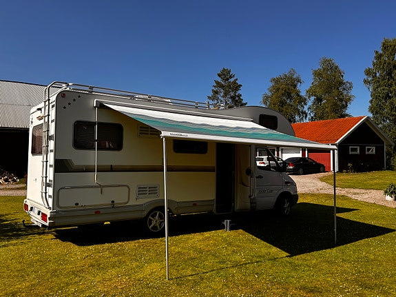 Mercedes-Benz Ahorn Camp 720 2 of 5