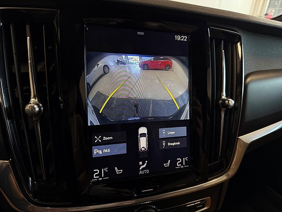 Volvo V90 10 of 20