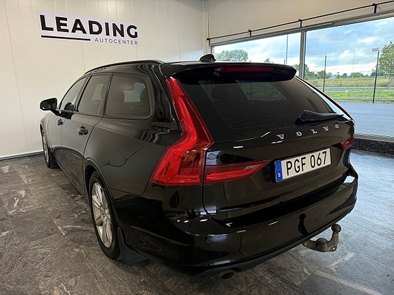 Volvo V90 2 of 20