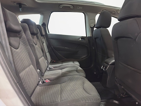 Peugeot 308 SW 23 of 25