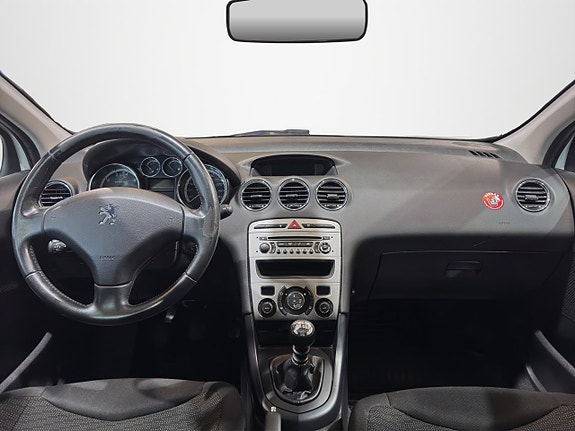Peugeot 308 SW 15 of 25