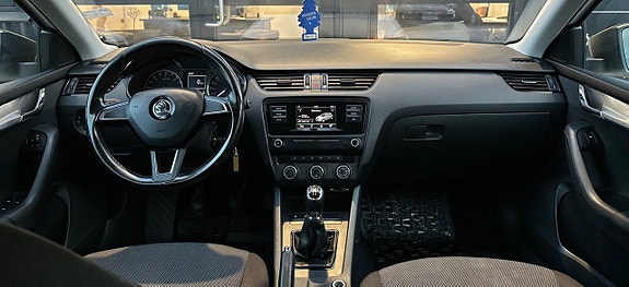 Skoda Octavia 14 of 19