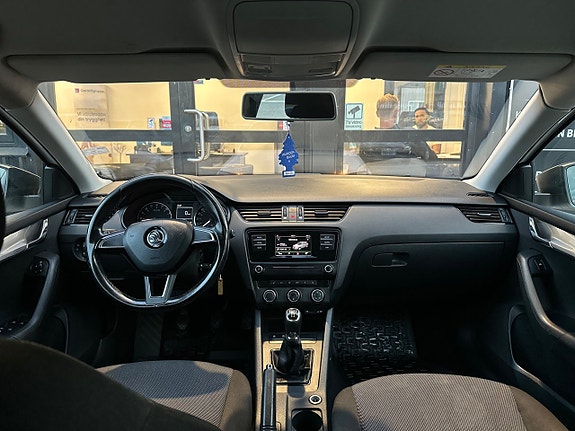 Skoda Octavia 13 of 19