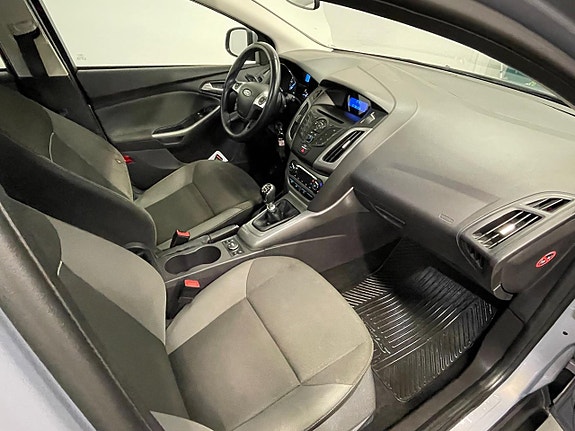 Ford Focus 6 of 11