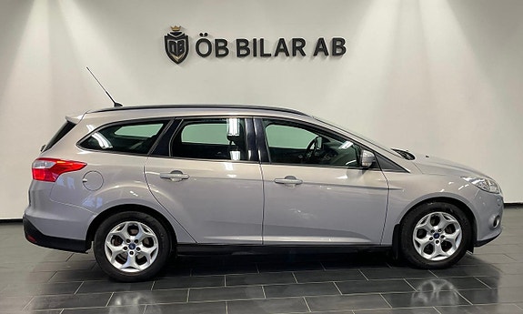 Ford Focus 2 of 11