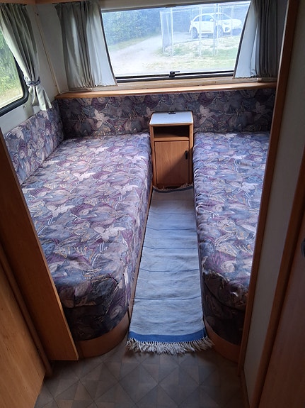 Knaus Jubile 8 of 9