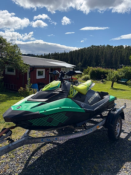 Seadoo Spark Trixx 2020 IBR 90hk + Brygga 2 of 7