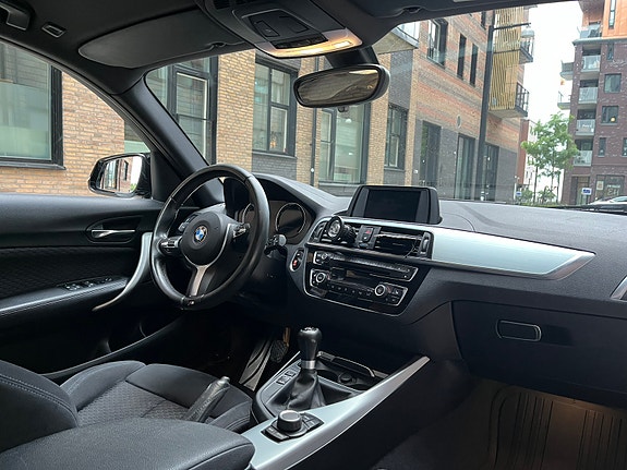 BMW 118d 5 of 6