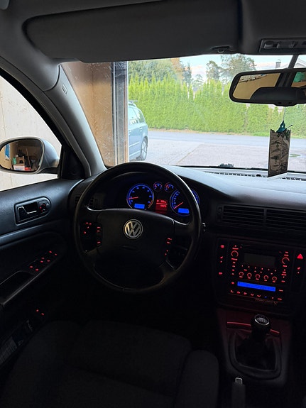 Volkswagen Passat 5 of 7