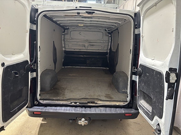 Renault Trafic 10 of 24