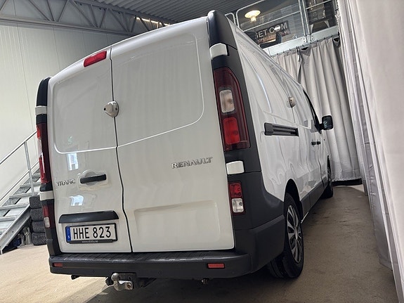 Renault Trafic 5 of 24