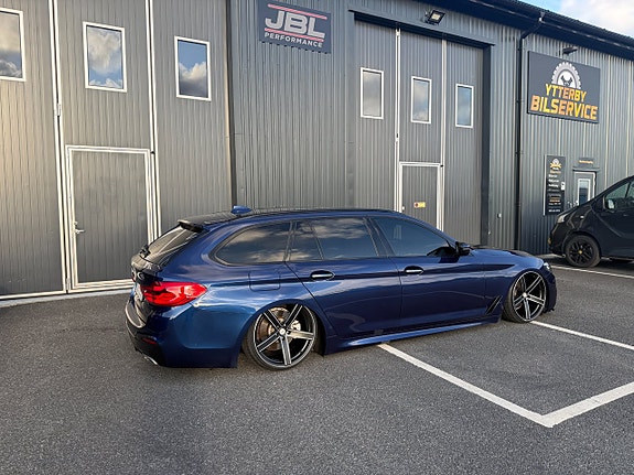 BMW 520d 3 of 22