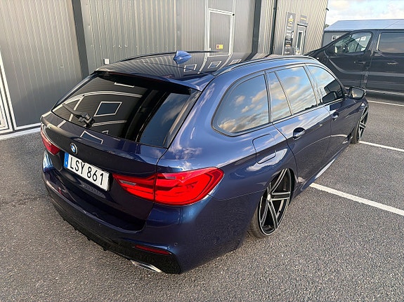 BMW 520d 4 of 22