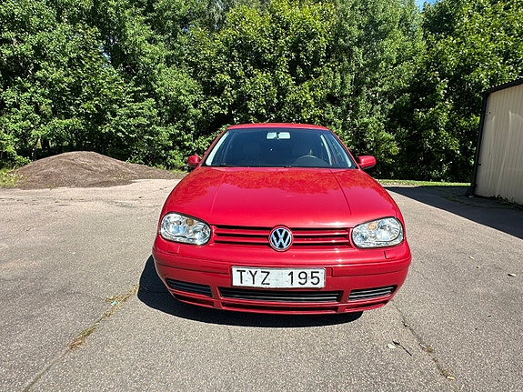 Volkswagen Golf IV 2 of 10