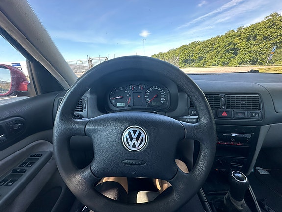 Volkswagen Golf IV 8 of 10