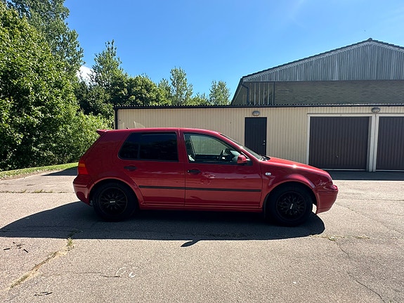 Volkswagen Golf IV 3 of 10