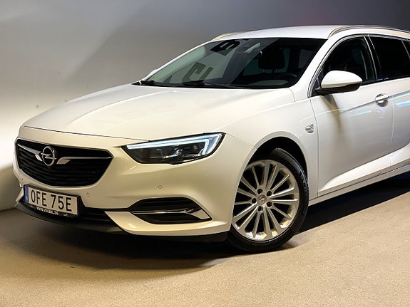 Opel Insignia 2 of 13
