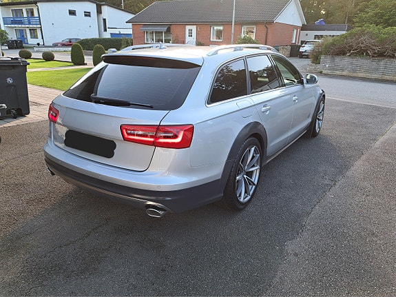 Audi A6 allroad 3 of 6