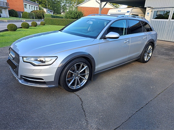 Audi A6 allroad 2 of 6