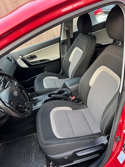 Kia Ceed 5 of 14