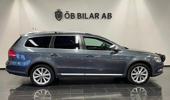 Volkswagen Passat Alltrack 2 of 12