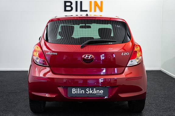 Hyundai i20 6 of 13