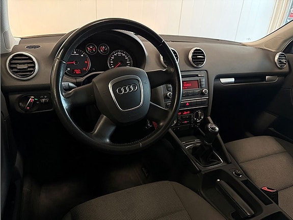 Audi A3 8 of 19