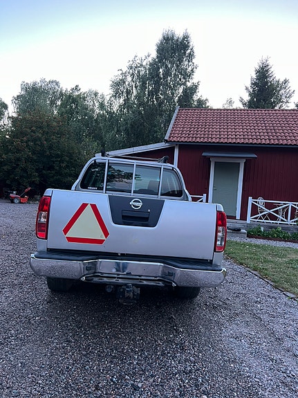 Nissan Navara 5 of 5