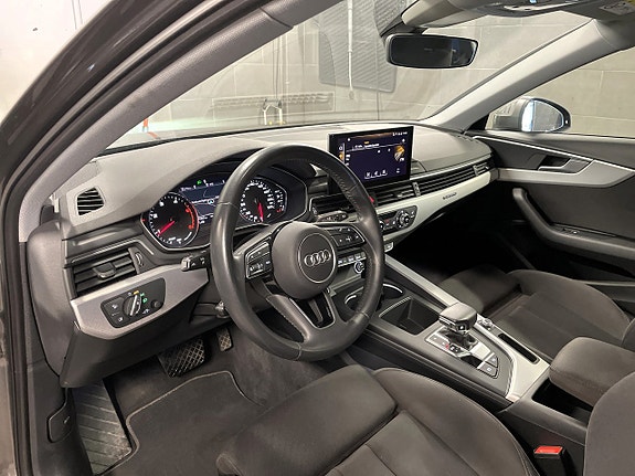 Audi A4 11 of 15