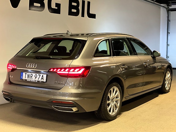 Audi A4 6 of 15