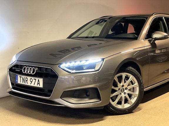 Audi A4 3 of 15