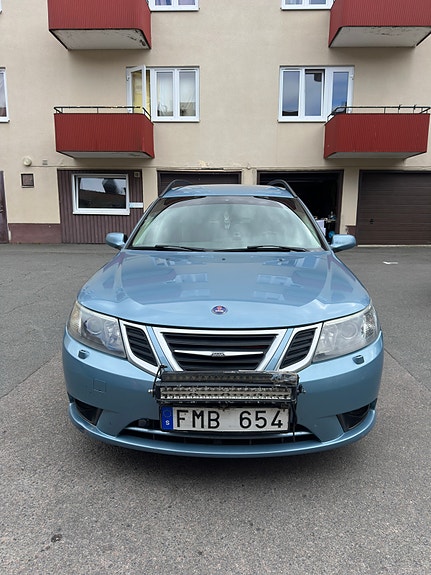 Saab 9-3 8 of 8