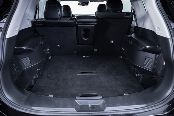 Nissan X-Trail 30 of 30