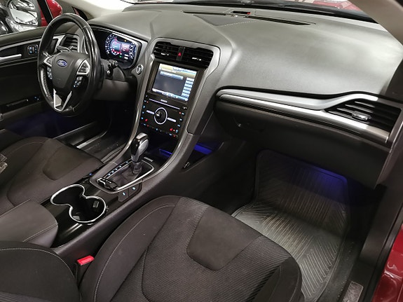 Ford Mondeo 9 of 21