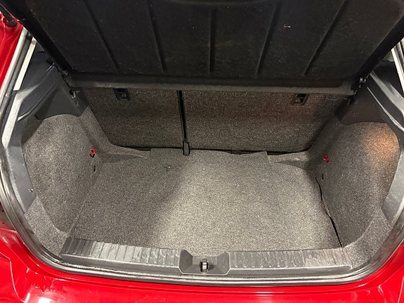 Seat Ibiza 12 of 12