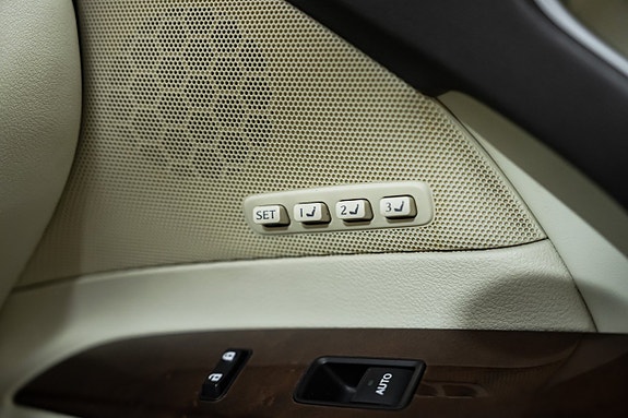 Lexus IS250 25 of 29