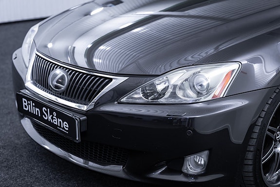 Lexus IS250 6 of 29