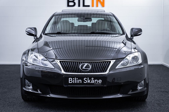 Lexus IS250 3 of 29